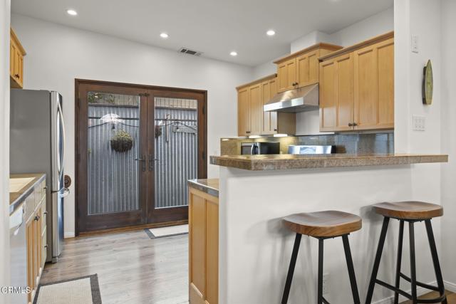 2149 Monmouth Drive, Ventura CA: https://media.crmls.org/mediaz/6069c883-2050-4919-8f6d-ab45e9995d74.jpg