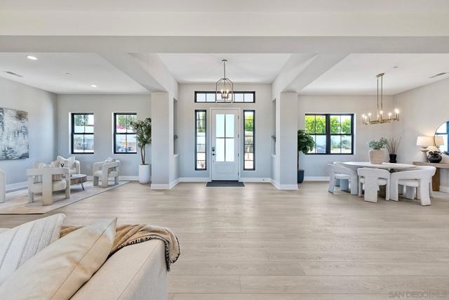 1648 Calle Catalina, Escondido CA: https://media.crmls.org/mediaz/6069f458-88ab-4f72-a92c-0f70111698f2.jpg