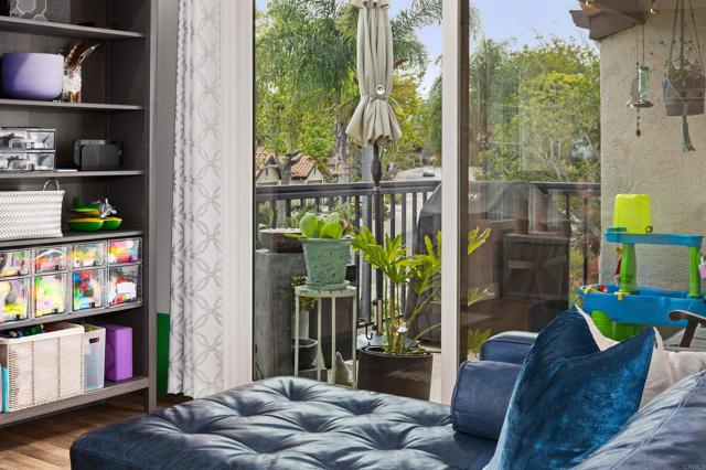 Detail Gallery Image 16 of 48 For 3580 Seahorn Cir, San Diego,  CA 92130 - 2 Beds | 2 Baths