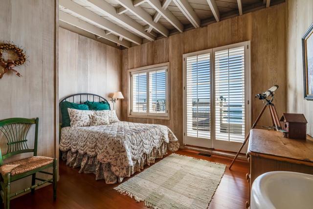 749 Las Olas Drive, Aptos CA: https://media.crmls.org/mediaz/606b9c72-8a14-4f87-9672-e4358d748b42.jpg