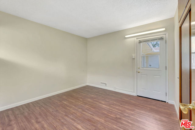 9855 Emperor Avenue, Arcadia CA: https://media.crmls.org/mediaz/606d8d8b-ea34-4339-b8ba-62c90bf67618.jpg
