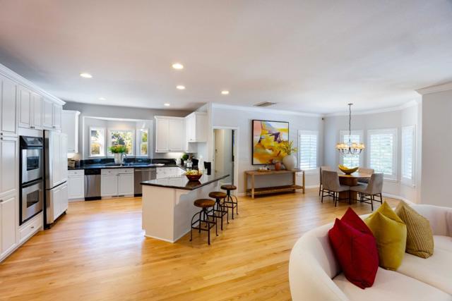 850 Arroyo Court, Palo Alto CA: https://media.crmls.org/mediaz/606e9a0d-9e37-4112-8924-c6d49b914085.jpg