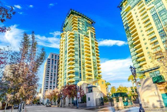 555 Front St, San Diego CA: https://media.crmls.org/mediaz/606eb784-76f3-488a-9a73-ce177b55e5f2.jpg