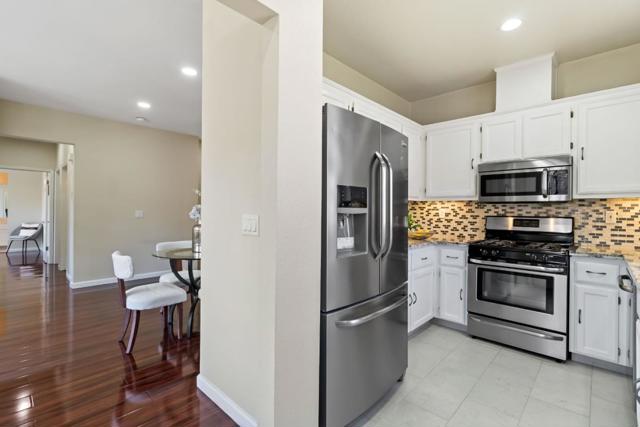 3581 Jasmine Circle, San Jose CA: https://media.crmls.org/mediaz/606f4b17-e49d-4288-bd81-611b3e8adfcd.jpg
