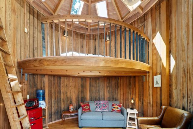 505 Cayuga Street, Santa Cruz CA: https://media.crmls.org/mediaz/606f65c1-7998-48b1-9c39-0a6d8bfa5f77.jpg