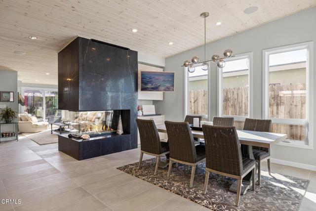 1322 Weymouth Lane, Ventura CA: https://media.crmls.org/mediaz/6070384c-59eb-40b6-a8f3-fe29aee23716.jpg
