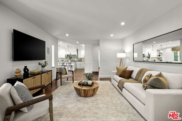 2714 Forrester Drive, Los Angeles CA: https://media.crmls.org/mediaz/60739852-e6b1-47c4-95ba-bddc726a786a.jpg