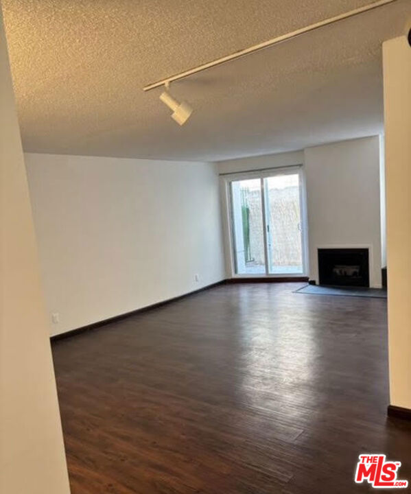 Drew Fenton | 11735 Dorothy Street Los Angeles CA | MLS: 7441059 Drew Fenton | 11735 Dorothy Street Los Angeles CA | MLS: 7441059