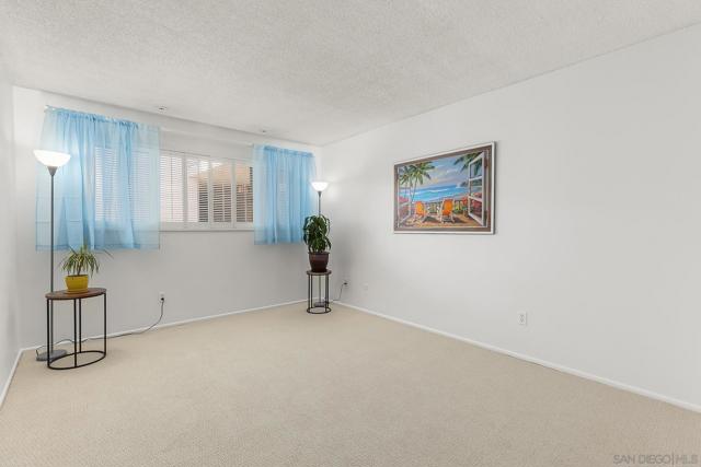 390 San Antonio Ave, Point Loma, California 92106, 2 Bedrooms Bedrooms, ,2 BathroomsBathrooms,Condominium,For Sale,San Antonio Ave,250001421SD