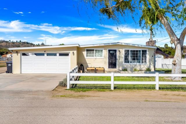 11638 Lakeside Ave, Lakeside, California 92040, 3 Bedrooms Bedrooms, ,1 BathroomBathrooms,Single Family Residence,For Sale,Lakeside Ave,250019905SD