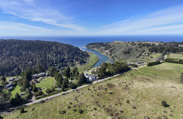 Detail Gallery Image 29 of 60 For 32751 Navarro Ridge Rd, Albion,  CA 95410 - 4 Beds | 4 Baths