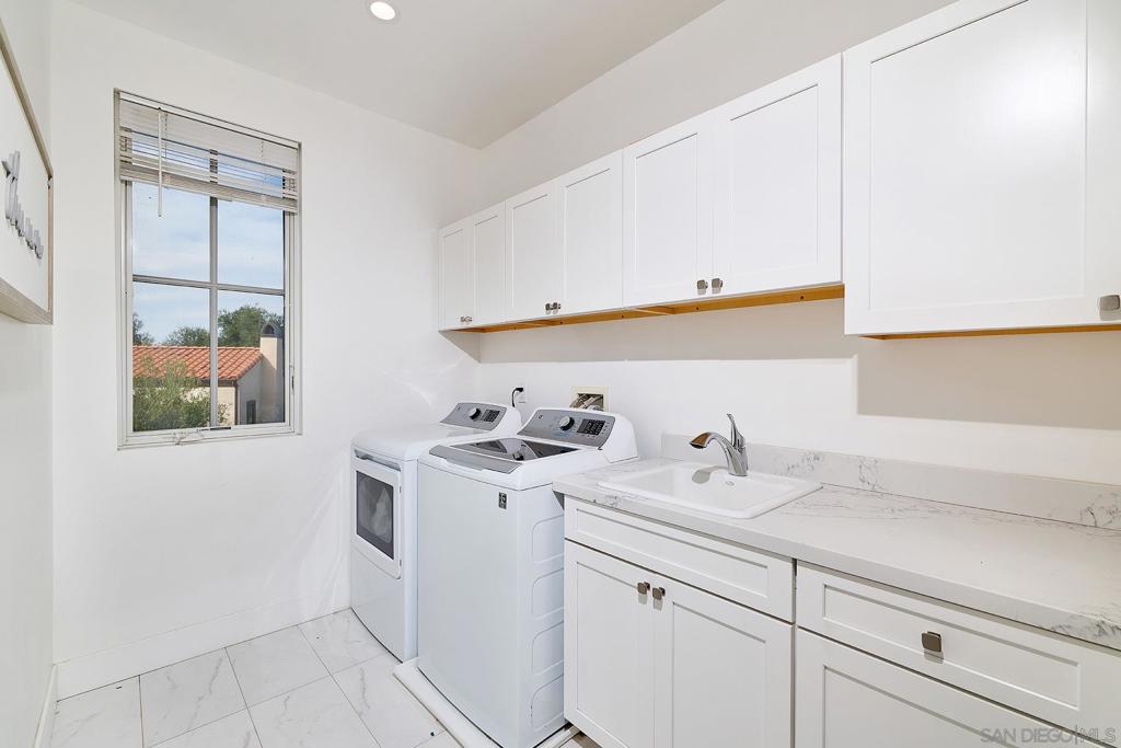 MLS #250043940SD image #24