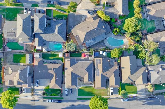 731 La Mesa Drive, Salinas CA: https://media.crmls.org/mediaz/6074fdba-597a-42e6-a67b-3d290f130bb9.jpg
