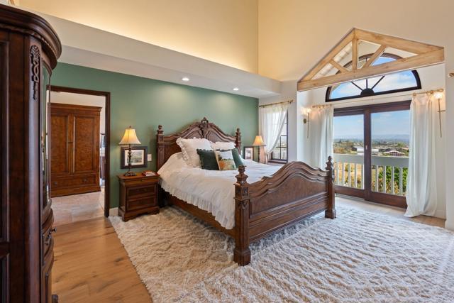 Image 53 of 75 For 4938 San Jacinto Circle