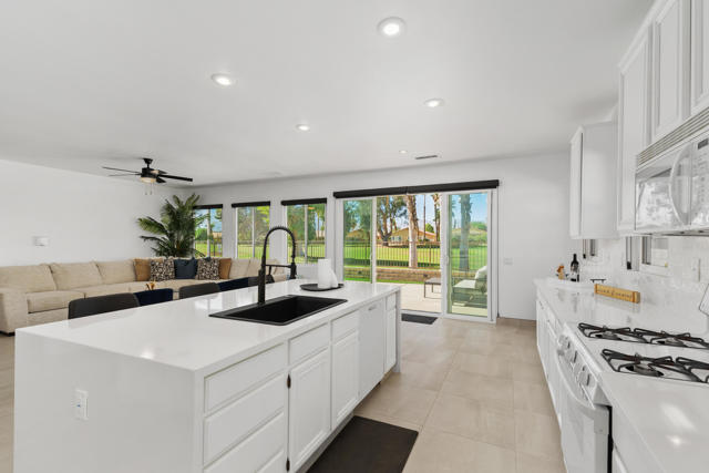 49489 Douglas Street, Indio CA: https://media.crmls.org/mediaz/6076010c-e502-4729-bfb4-04a4c38c3f12.jpg