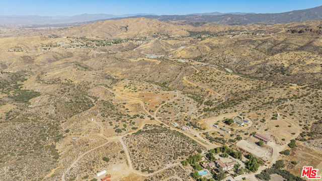  Commercial for Sale in Agua Dulce, California
