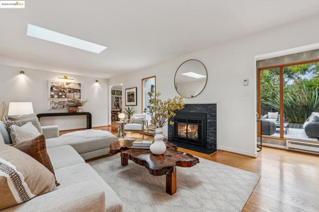 63 Eureka Ave, Kensington CA: https://media.crmls.org/mediaz/60771f2f-71b3-40c8-8864-87cf014a02d7.jpg