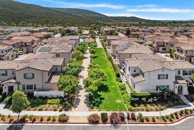 712 Gemstone Drive, San Marcos CA: https://media.crmls.org/mediaz/60784529-d249-4655-bf0f-24f270b7a676.jpg