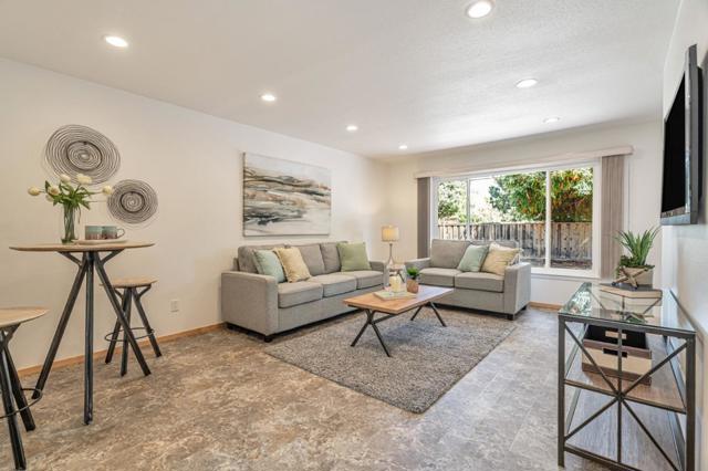 1635 Morton Avenue, Los Altos CA: https://media.crmls.org/mediaz/607871c9-3f61-4441-b354-814f770f12d6.jpg