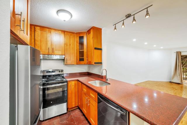 377 Mandarin Drive, Daly City CA: https://media.crmls.org/mediaz/6079e32c-e7f2-4748-9115-e1864cba0690.jpg