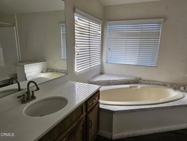 Detail Gallery Image 16 of 16 For 360 Ibsen Pl #129,  Oxnard,  CA 93033 - 3 Beds | 2 Baths
