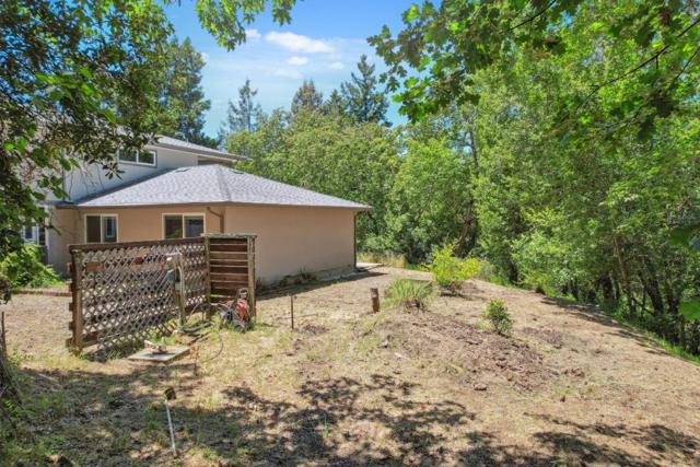 24895 Skyland Road, Los Gatos CA: https://media.crmls.org/mediaz/607c20d0-8d29-4a9a-8d58-07afea617205.jpg
