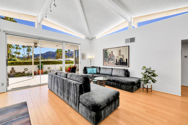 2400 S Palm Canyon Drive, Palm Springs CA: https://media.crmls.org/mediaz/607c8875-3185-420e-8ba4-e720c0c88f0d.jpg