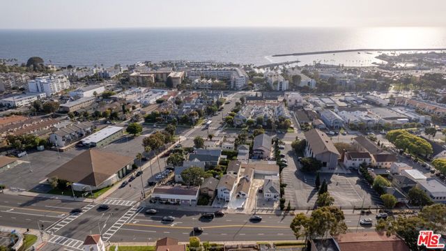 102 Broadway, Redondo Beach, California 90277, ,Residential Income,Sold,Broadway,24396111