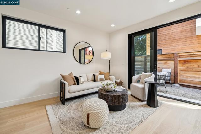 1270 64th St, Emeryville CA: https://media.crmls.org/mediaz/607d6e5c-21b3-44da-aefa-407eb6f72fab.jpg