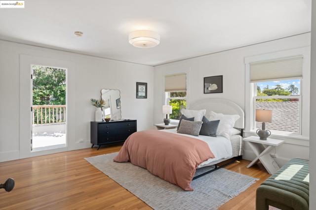 355 Arlington Ave., Berkeley CA: https://media.crmls.org/mediaz/608018dc-0133-4033-b8d3-6ec6a4a247e0.jpg