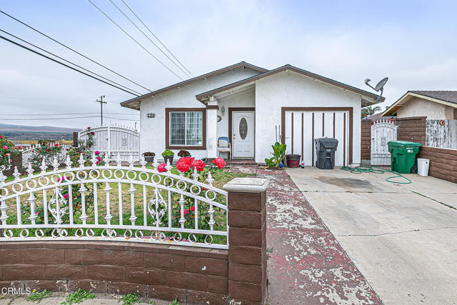 105 Julia Drive, Guadalupe CA: https://media.crmls.org/mediaz/6081bbe5-81f3-4bc4-9885-dc9baf078eb4.jpg