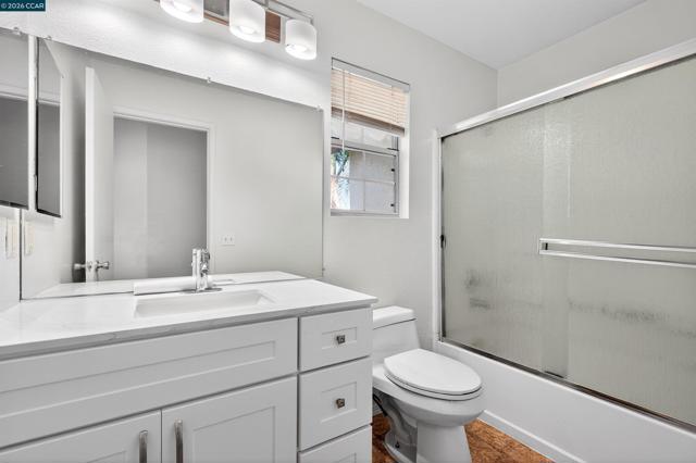 1758 Nandina Ct, Antioch CA: https://media.crmls.org/mediaz/6081bf87-3ac0-43e6-9317-d26b6600b3a3.jpg