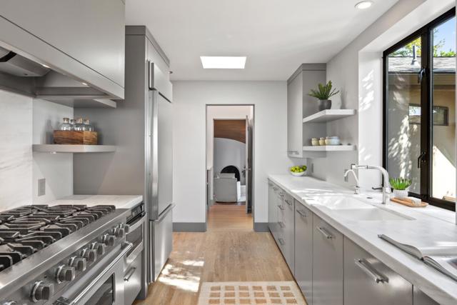 3493 Greenfield Place, Carmel CA: https://media.crmls.org/mediaz/6082d515-5a1d-4a6c-9850-96589975ca3d.jpg