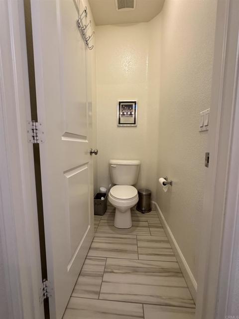 1614 Sanderling Avenue, Chula Vista CA: https://media.crmls.org/mediaz/60855cf6-2c62-4933-b014-d5f2af17593b.jpg