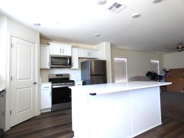 510 Perkins Road, Madera CA: https://media.crmls.org/mediaz/608569e6-4ff8-40cc-a1c0-f31f26ee7e6b.jpg