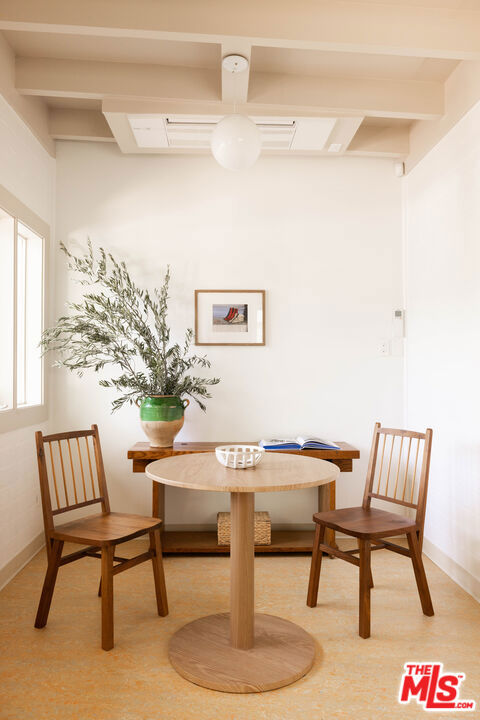 7349 Pacific View Drive, Los Angeles CA: https://media.crmls.org/mediaz/60867ab8-818e-448e-8a44-72610f01371d.jpg