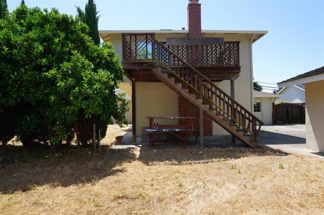104 Hardy Avenue, Campbell CA: https://media.crmls.org/mediaz/60872518-687a-47f1-896b-4361ddf2182f.jpg