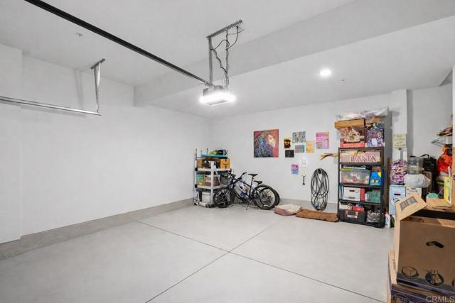 5495 Seacliff Place, San Diego CA: https://media.crmls.org/mediaz/6087c9c6-f572-40a8-b8e0-ae66340433e4.jpg