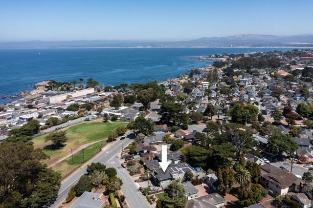 735 Bayview Avenue, Pacific Grove CA: https://media.crmls.org/mediaz/60882051-6196-4900-8aa3-791e2e4708a7.jpg