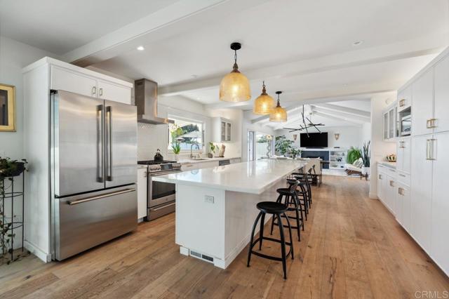 5171 College Gardens Court, San Diego CA: https://media.crmls.org/mediaz/60888701-1d09-471c-b25d-32fedea640eb.jpg