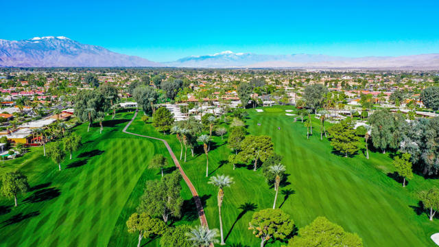 Image 35 of 40 For 43409 Lacovia Drive