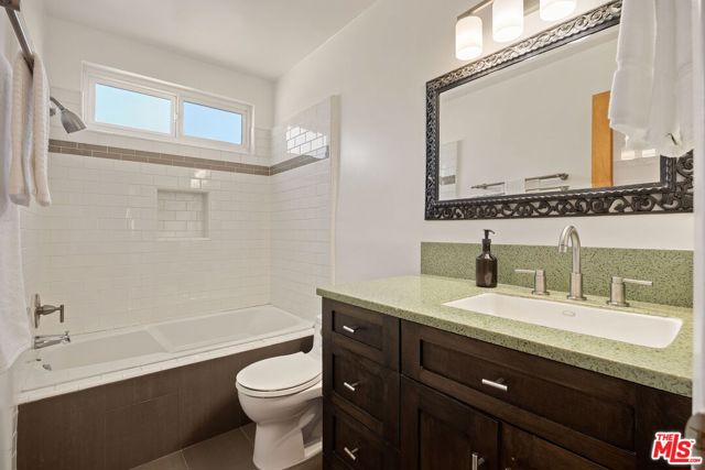2721 2nd Street, 205 photo 22