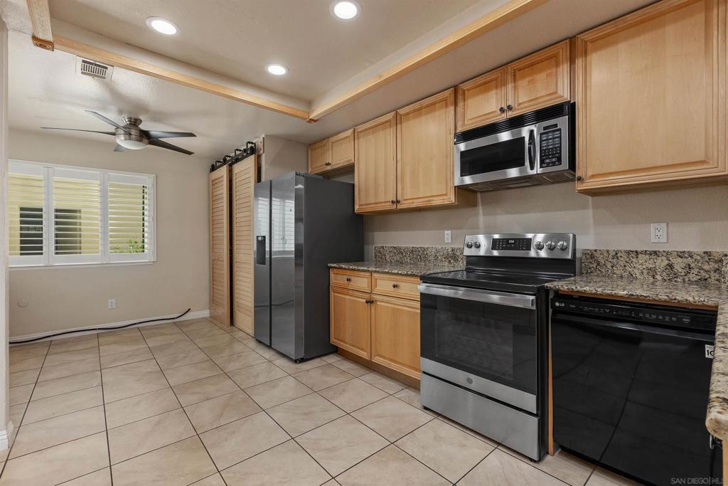 17758 Villamoura Dr - photo 10