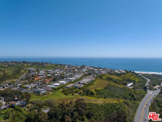 29500 Heathercliff Road, Malibu, California 90265, 3 Bedrooms Bedrooms, ,2 BathroomsBathrooms,Residential,For Sale,Heathercliff,24397293