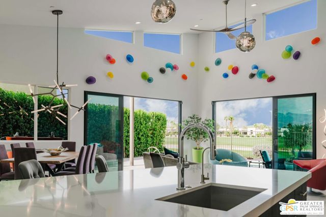 4321 Lumina Way, Palm Springs CA: https://media.crmls.org/mediaz/608b454b-0cb8-4d1d-928a-981cb97af07f.jpg