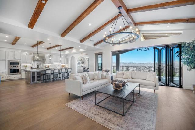 8772 Foxglove Court, Gilroy CA: https://media.crmls.org/mediaz/608bfaf7-3427-43ca-801d-f563a7d08b44.jpg