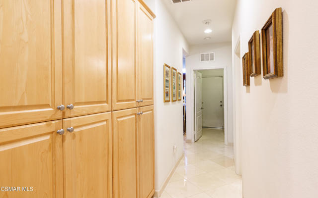 20769 Lugano Way, Porter Ranch CA: https://media.crmls.org/mediaz/608c20db-ef03-4ed2-b3e9-411bb1f570c3.jpg