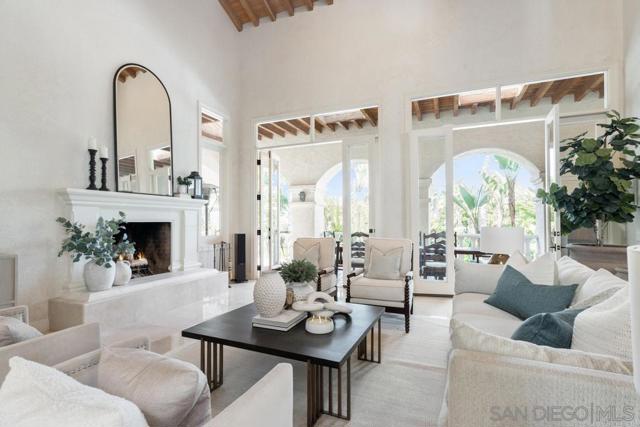 3247 Cerros Redondos, Rancho Santa Fe CA: https://media.crmls.org/mediaz/608c3189-ee19-4212-9ca5-cd3f5879dc2c.jpg
