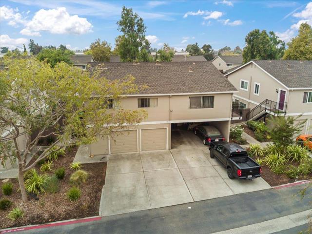 336 San Miguel Court, Milpitas CA: https://media.crmls.org/mediaz/608c7671-1e0f-4c3a-b442-e0a73fb9790f.jpg