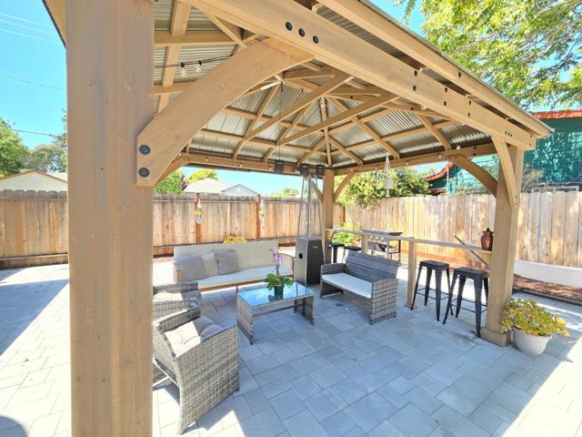 38 Monterey Street, San Juan Bautista CA: https://media.crmls.org/mediaz/608c80fc-af1a-4999-ba55-570079b14232.jpg